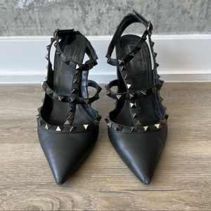 Valentino Garavani Rockstud Pumps
